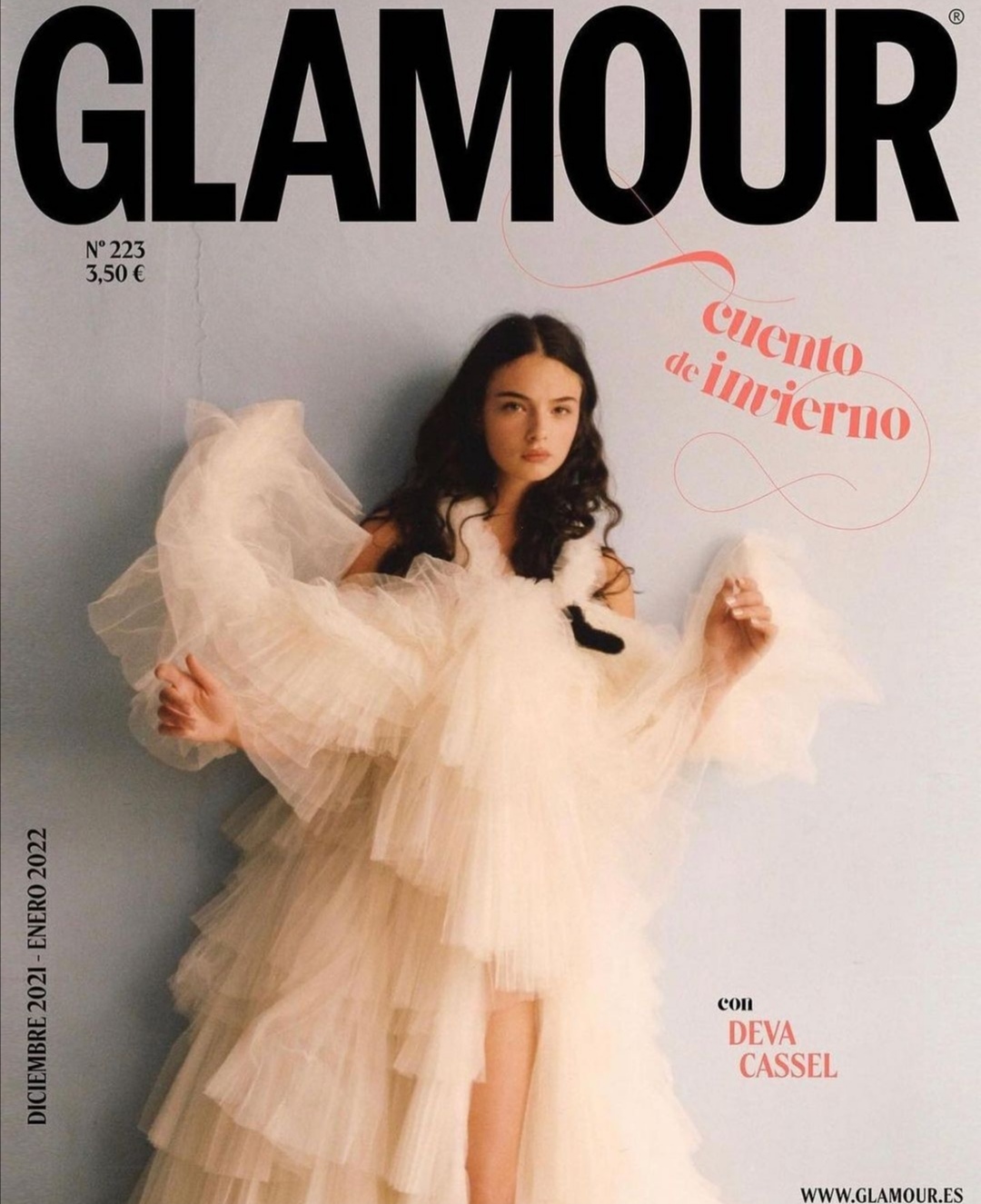 Deva-Cassel-sulla-copertina-di-Glamour-Spagna